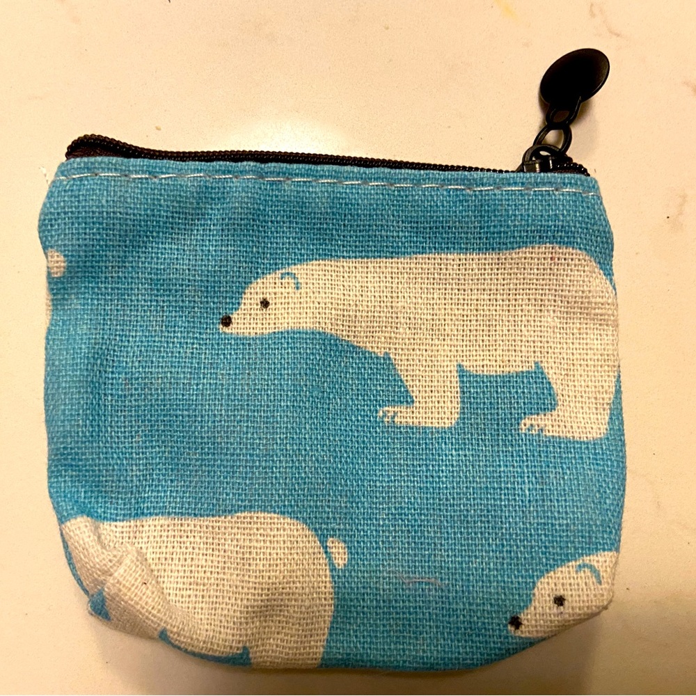 Adorable polar bear small zippy pouch